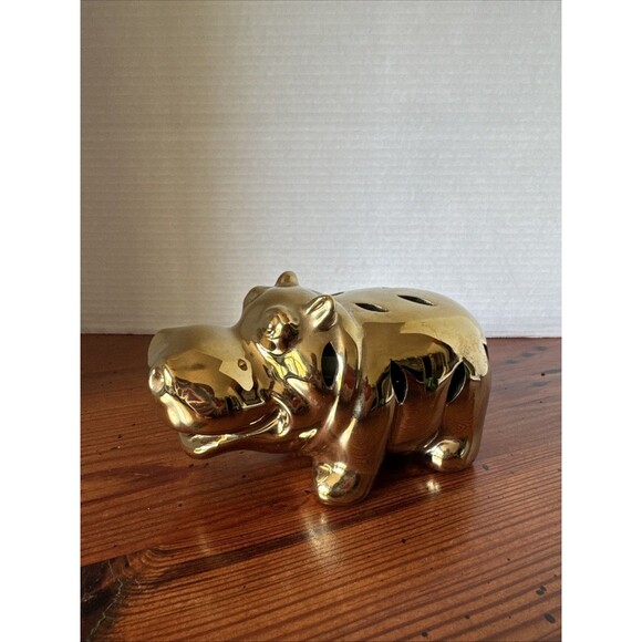 Gold & Shiny Ceramic House Hippo - Picture 1 of 12